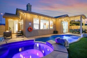 Wheelchair accessible heated saltwater pool and spa at Indio Access vacation rental near Coachella
