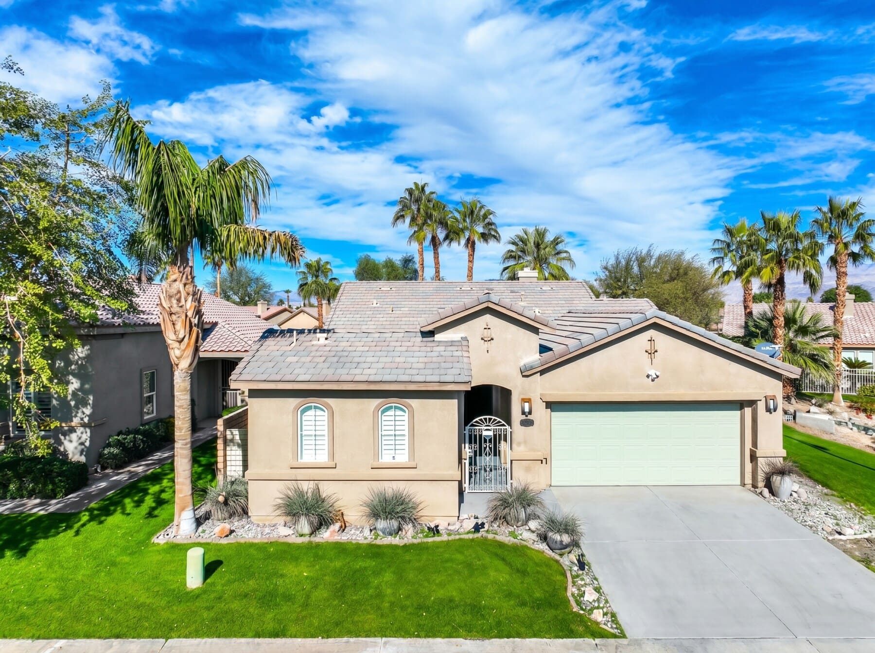 Front exterior of Palm Springs weekend rental home in Indian Palms Golf Resort Indio CA